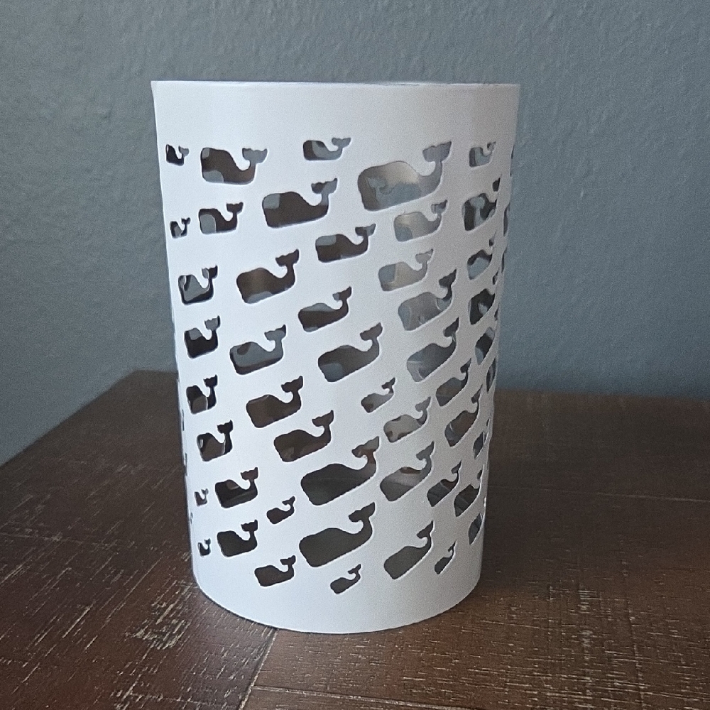 Vineyard Vines White Whale Pattern Candle/Kitchen Utensil/Makeup Brush Holder